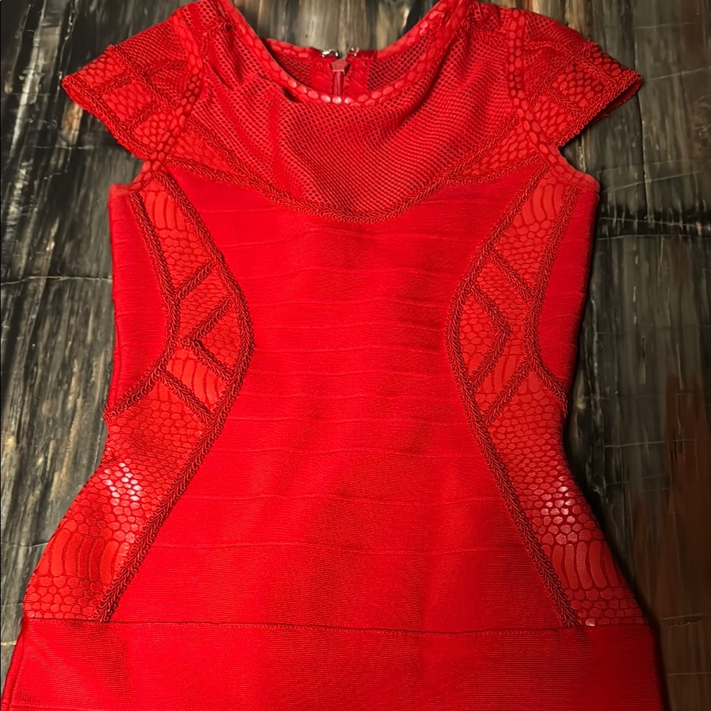 Chic Red Bodycon Dress